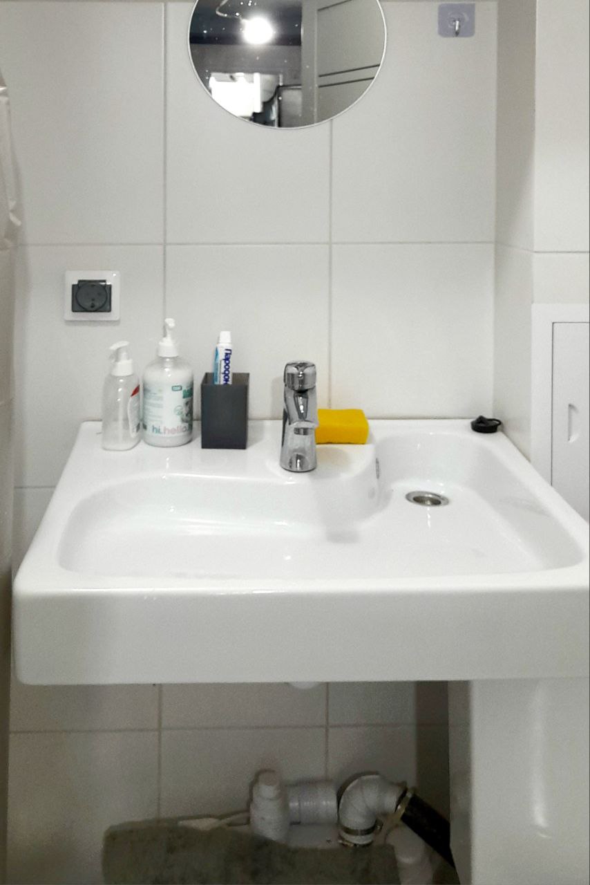 Уютный лофт без окна в цокольном этаже