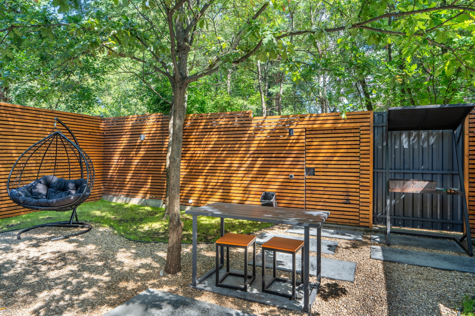 Ультрасовременный домик для отдыха вдвоем с сауной, мангальной зоной и купелью на берегу Немчиновского пруда!