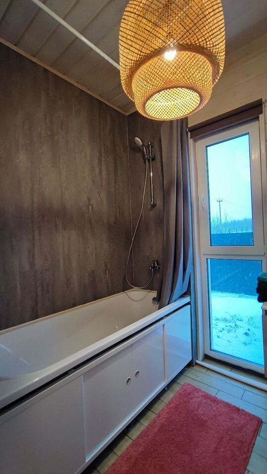 Большой дом Barnhouse · Tish