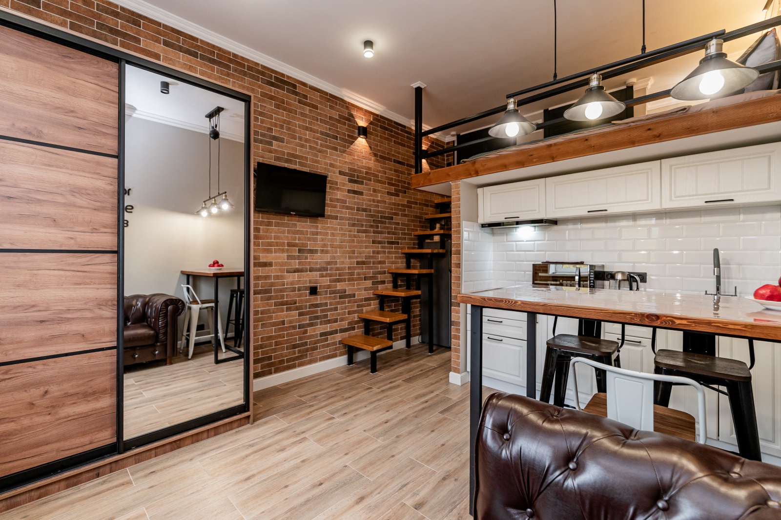 Апартаменты “ LOFT & CO ”
