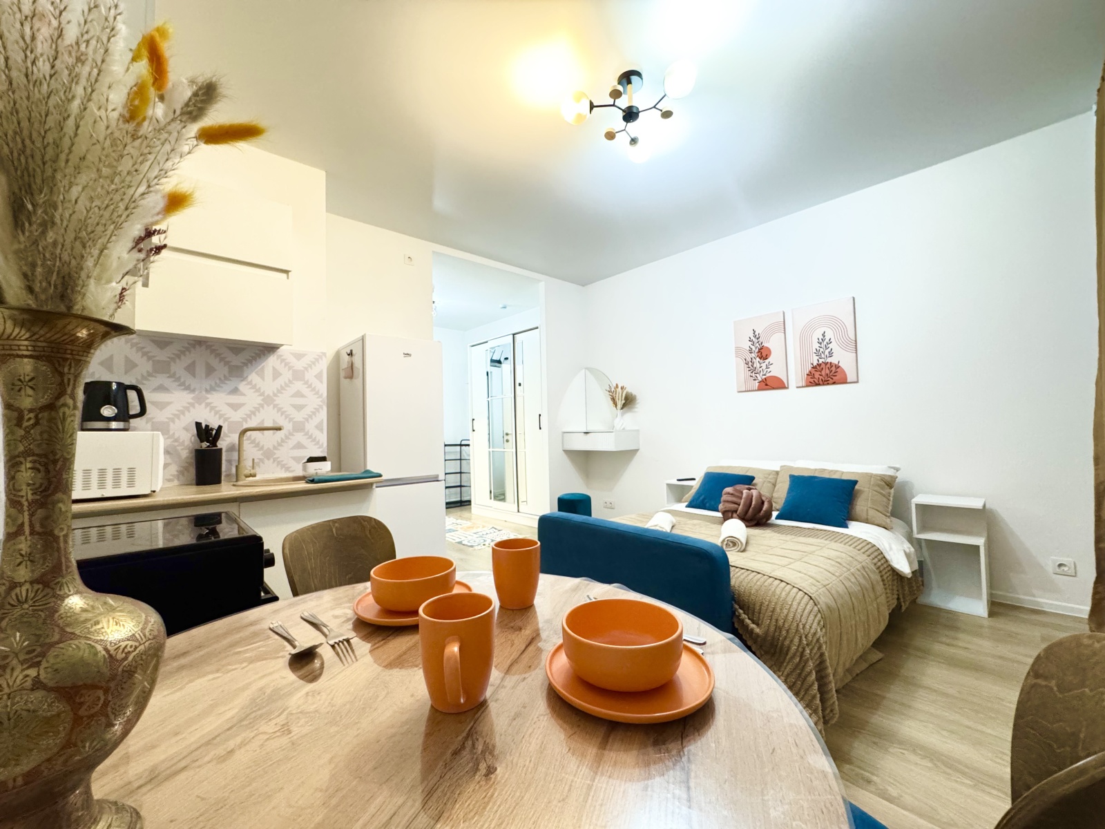 Апартаменты Зона Комфорта на Авиаторов 5