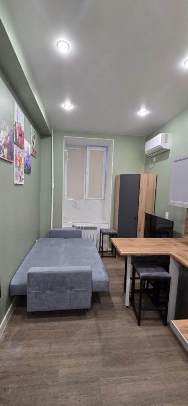 Студия в цeнтpe Москвы