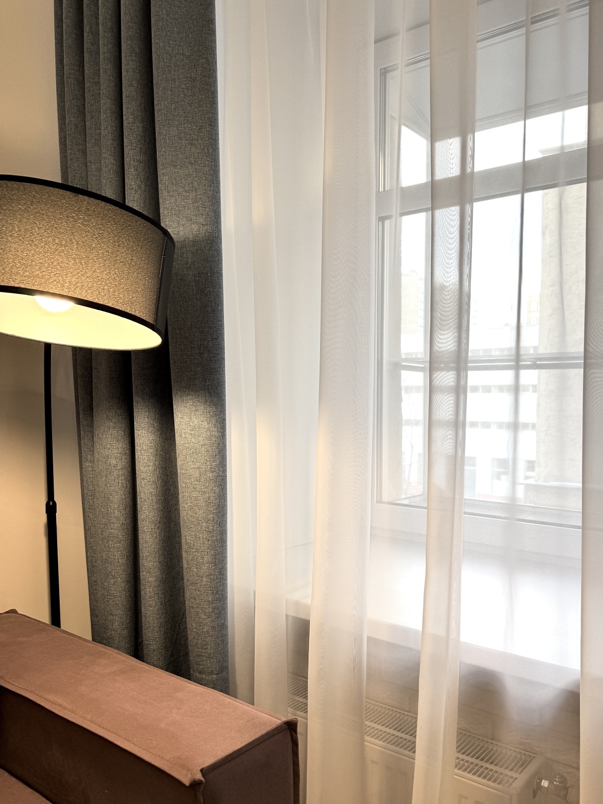 Современная просторная студия 28м на Рижской