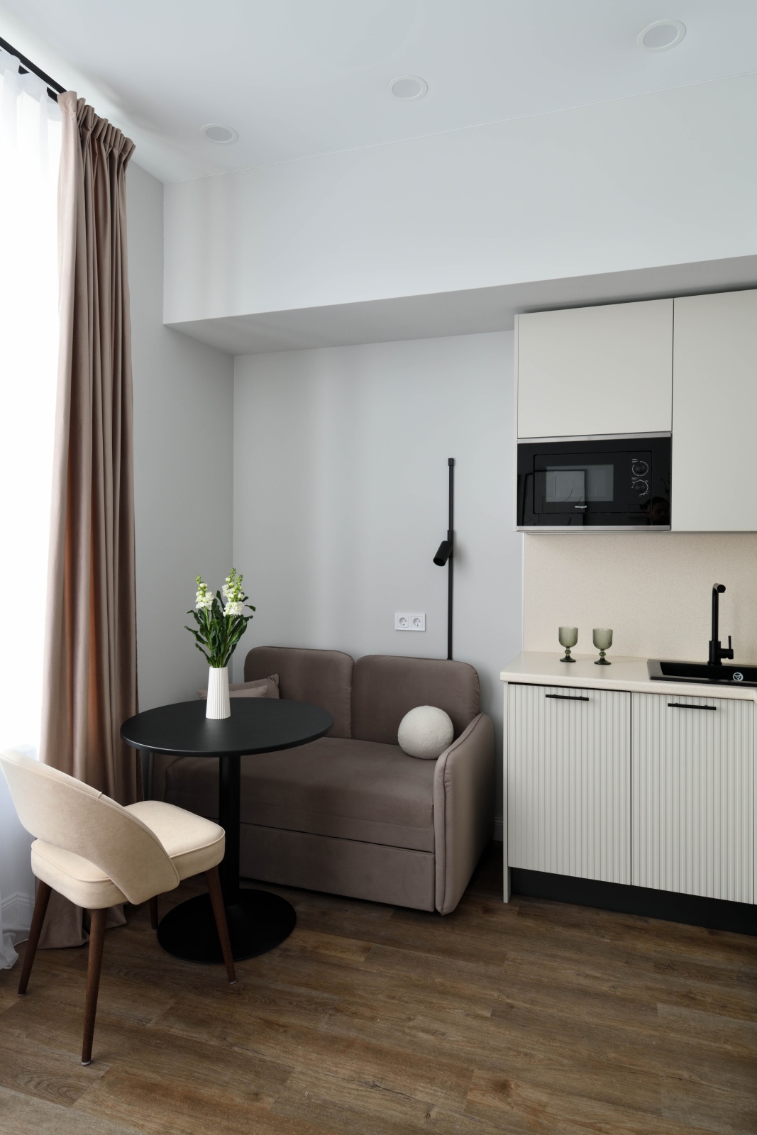 Дизайнерская студия в 3 минутах ходьбы от метро аэропорт