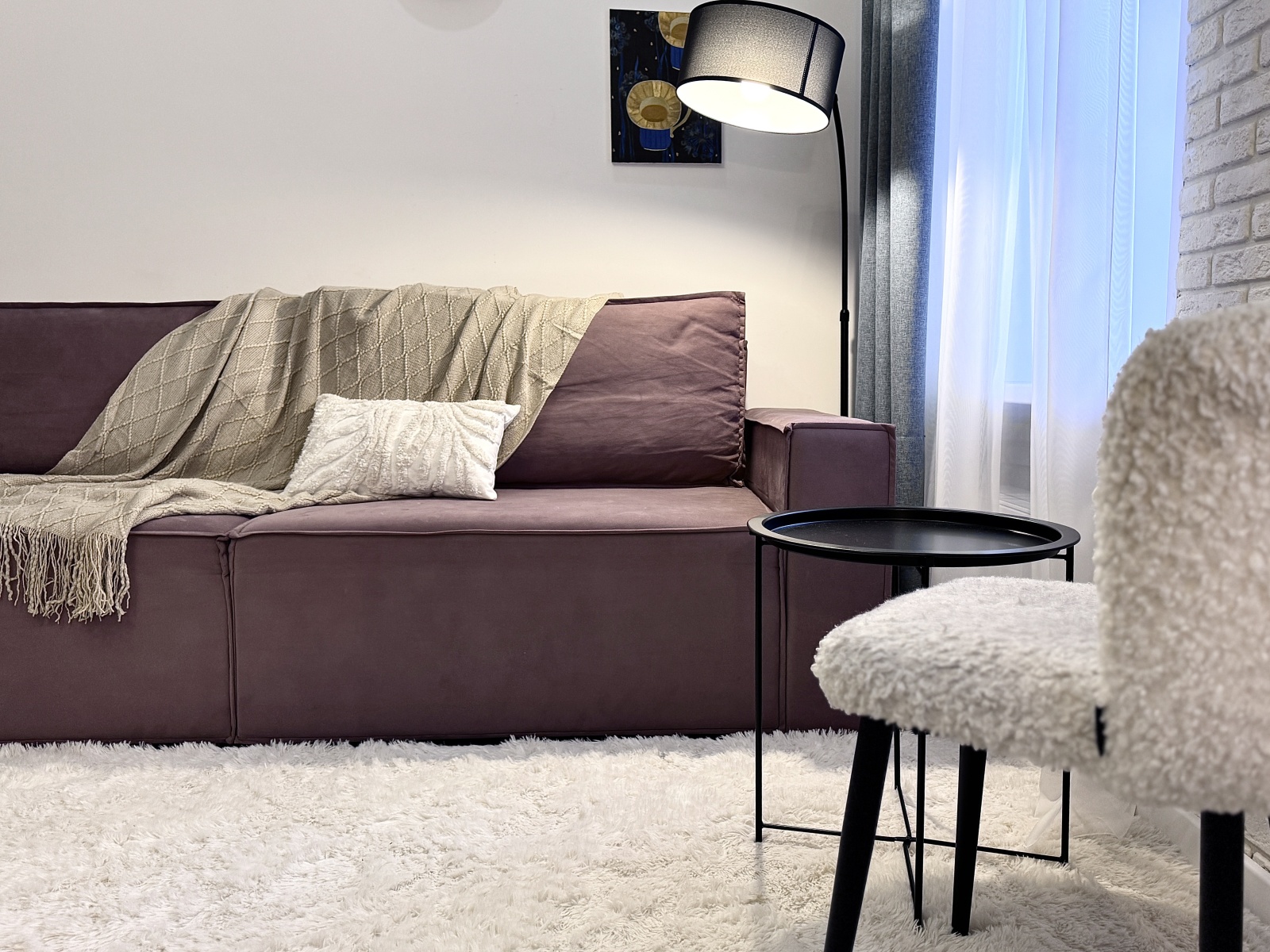 Современная просторная студия 28м на Рижской