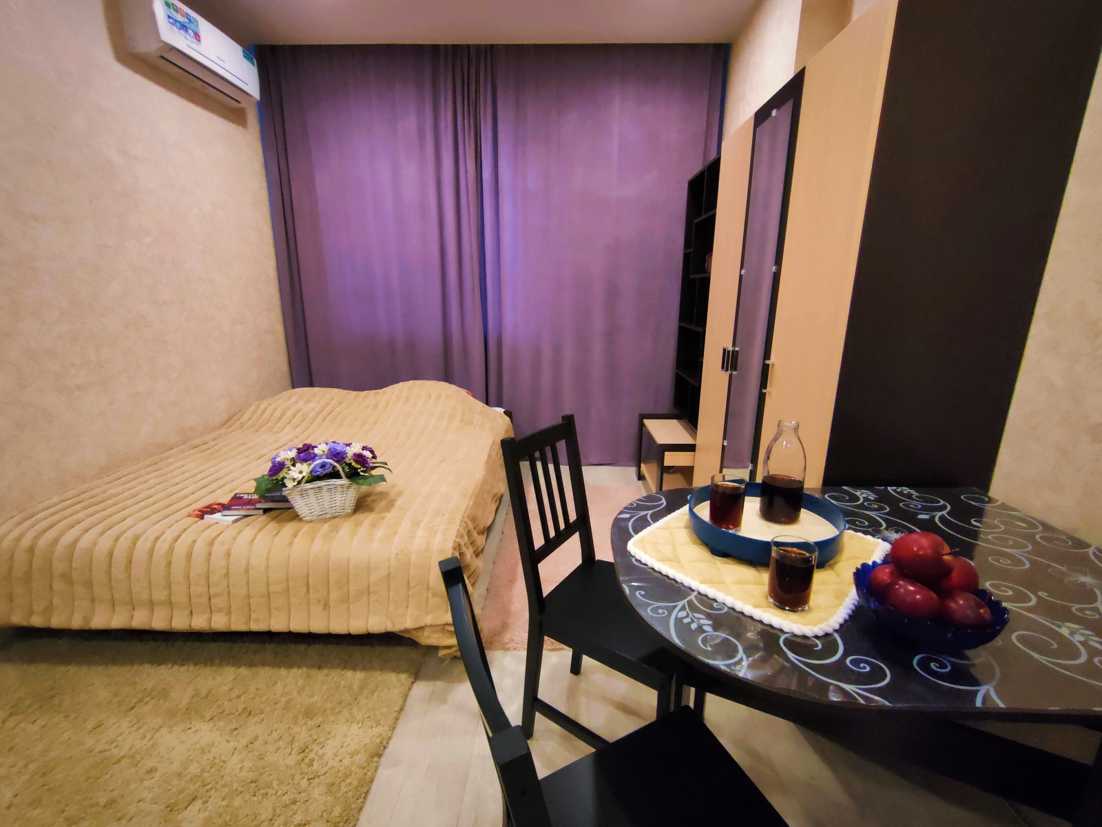 Тёплая уютная квартира бизнес класса со свежим ремонтом расположена в ЖК "Городские истории" 