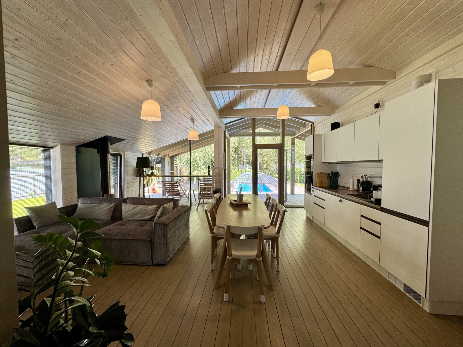 ДубльДом «DreamDom» 160 м² с летним бассейном