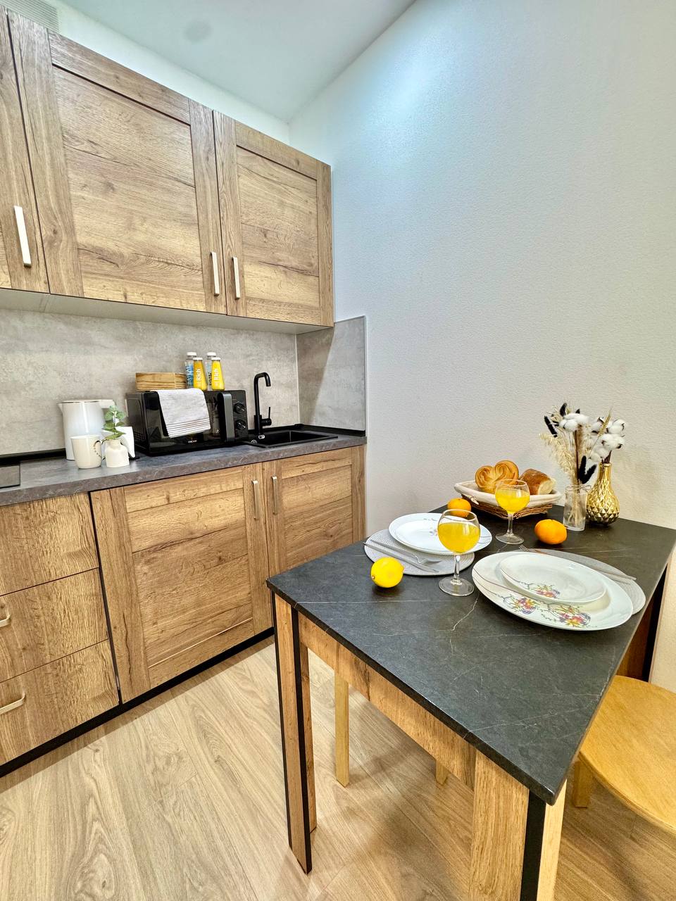 Life Apartments ​Стильная студия в новом доме