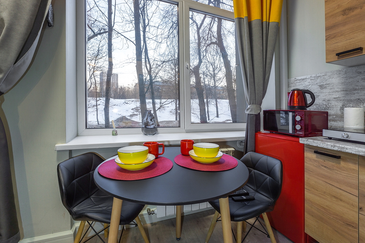 Рядом с Останкино двухуровневая студия для 3 гостей!