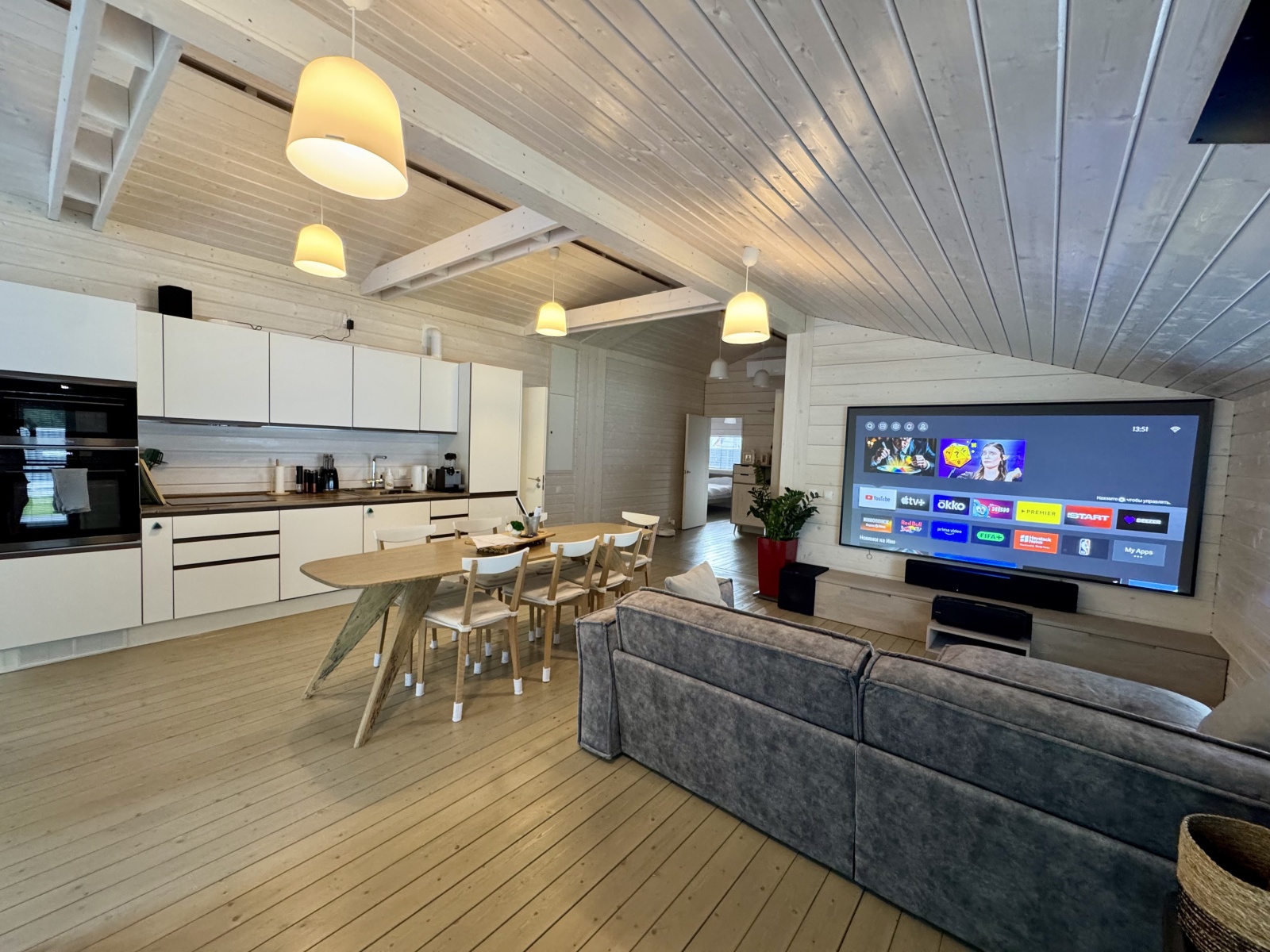 ДубльДом «DreamDom» 160 м² с летним бассейном