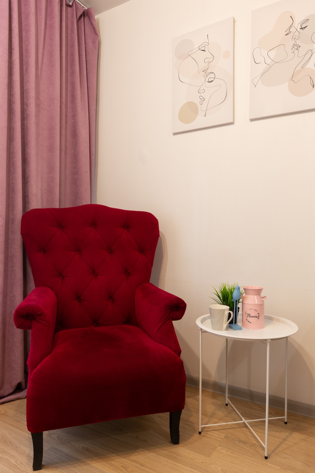 Life Apartments Комфортабельная Евродвушка 