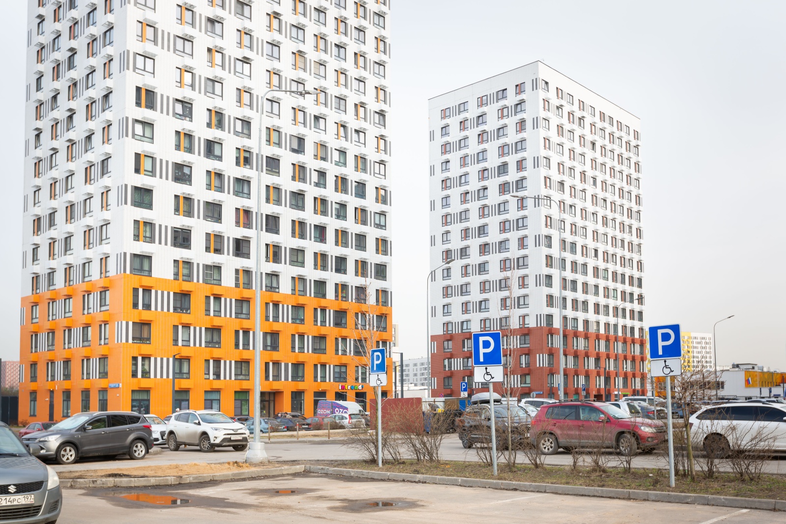Life Apartments Комфортабельная Евродвушка 