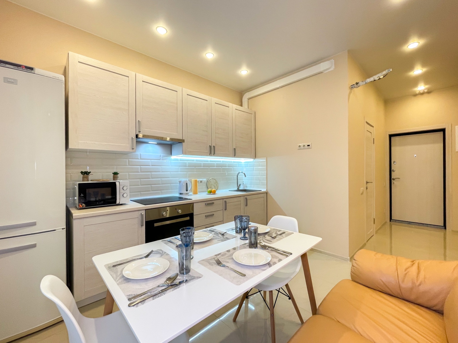 Шикарная евродвушка комфорт класса Like Home Apartment у м. Рассказовка