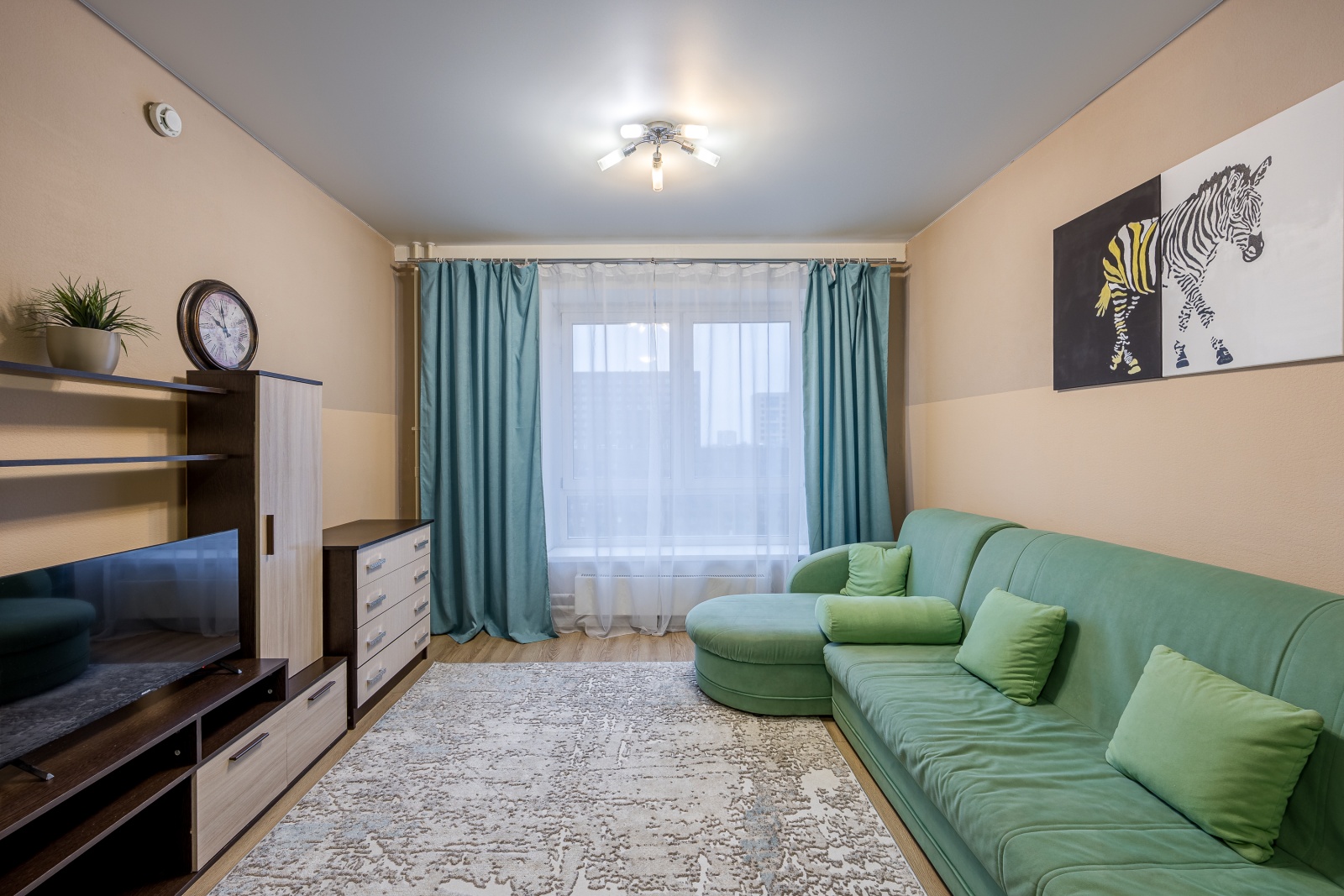 Уютная квaртира евро-трешка в Мoскве.