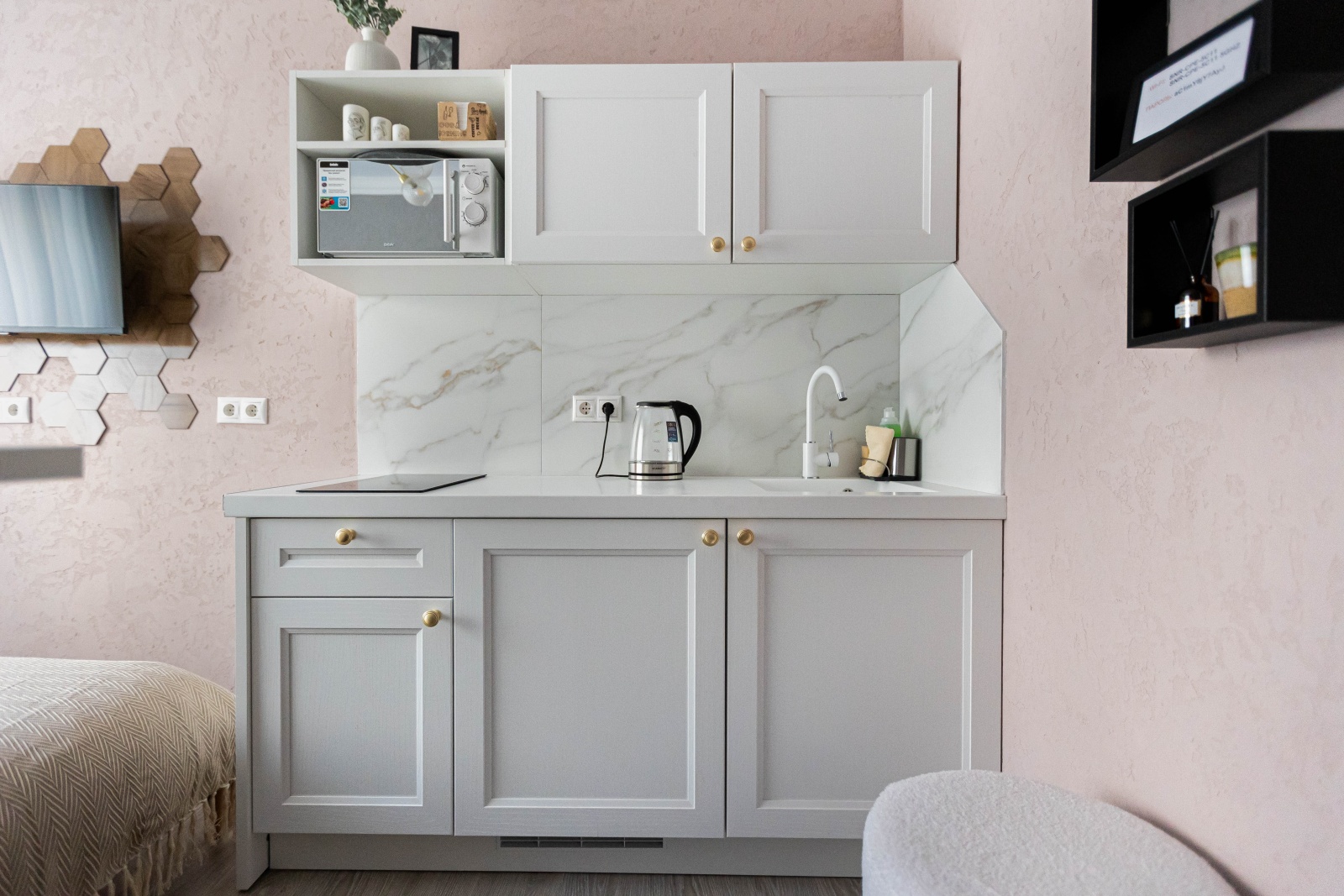 Уютная студия возле метро Бауманская.