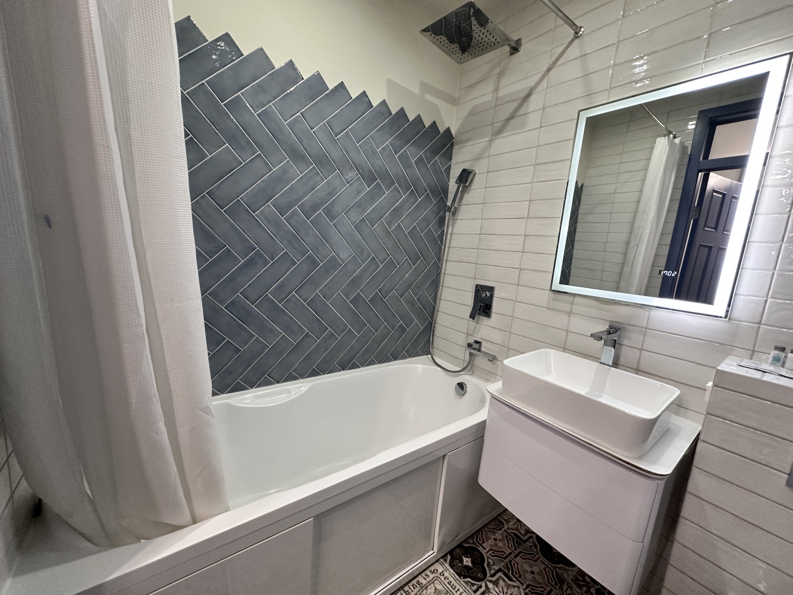 Гостим тут - Апартаменты Santorini в ЖК бизнес-класса на 15 этаже