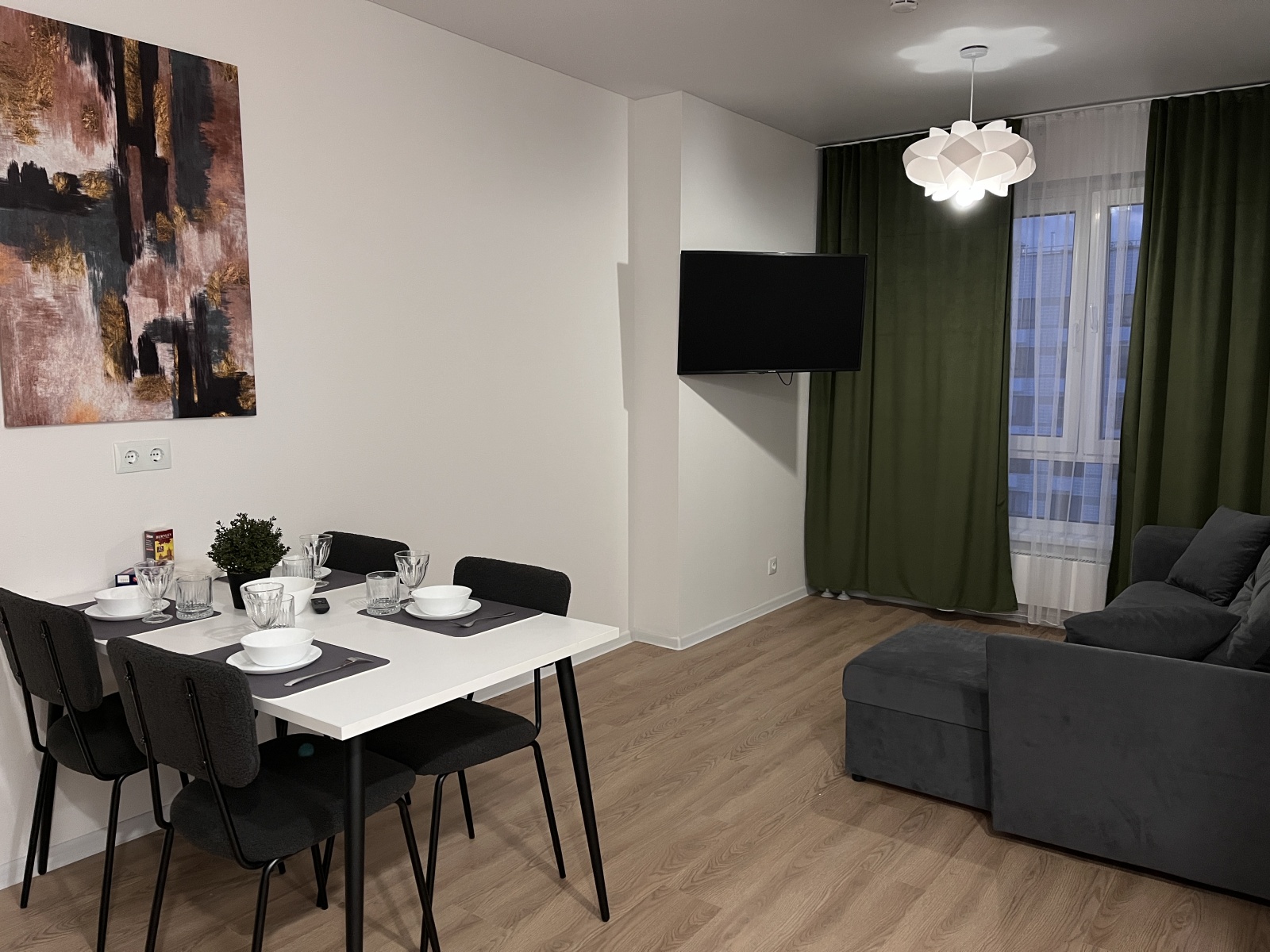 Квартира новая от сети Rentme24 