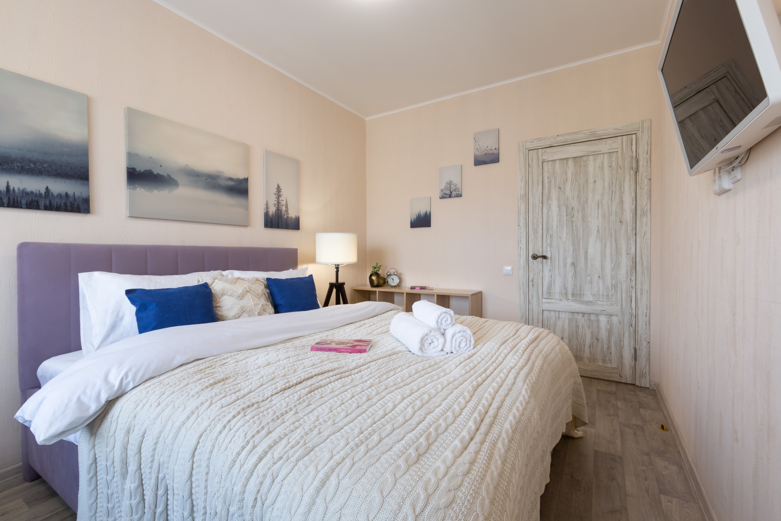 Life Apartments Дизайнерская 1-к квартира на 16 этаже 