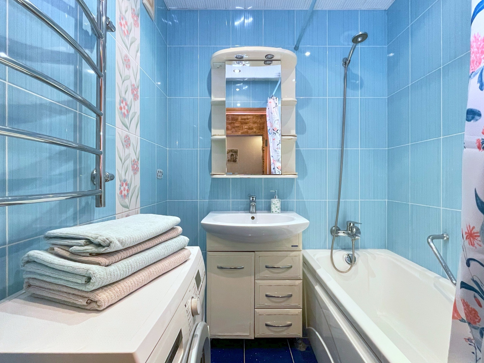 ПРОСТОРНЫЕ АПАРТАМЕНТЫ LIKE HOME APARTMENT У М. НОВЫЕ ЧЕРЁМУШКИ