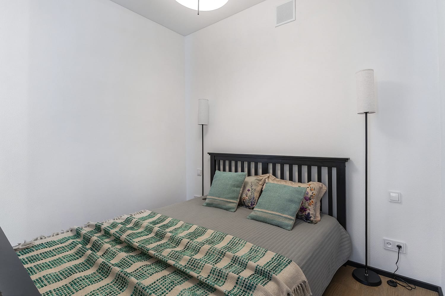 2-комнатная квартира на 1 этаже рядом с ФМБЦ им.Бурназяна А.И.