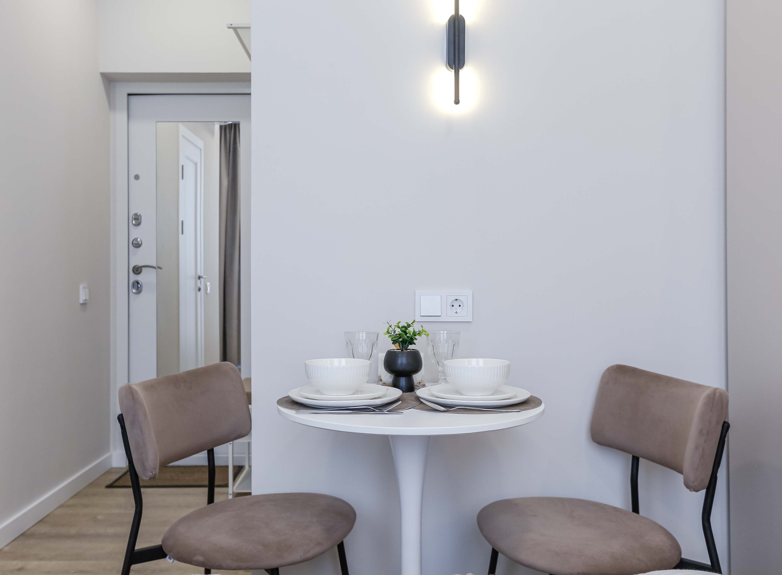 Уютная студия на Новоостаповской